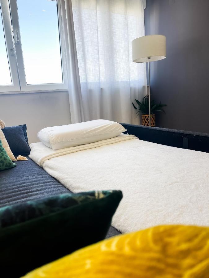 Airport Lisbon Guest House מראה חיצוני תמונה